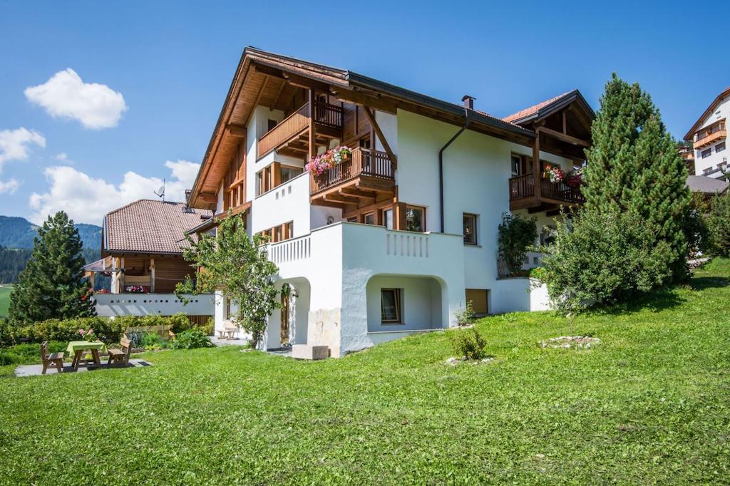 Apartment Tino La Valle
